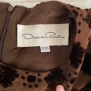 Vintage Oscar De La Renta, voided velvet dress! Fits size 4-6